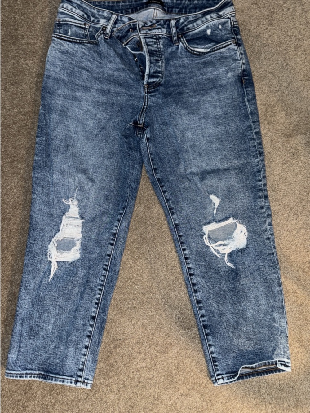 Express Women's Distressed Cropped Jeans in Medium Blue